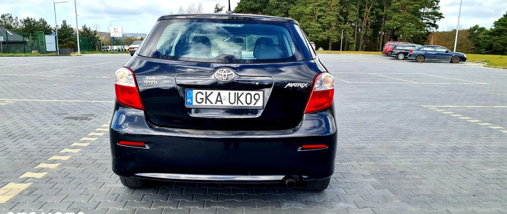 Toyota Matrix cena 20900 przebieg: 150000, rok produkcji 2008 z Żukowo małe 352